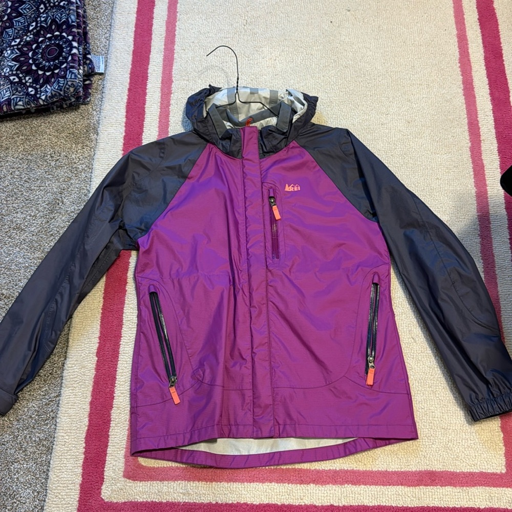 REI size 18 girls raincoat
